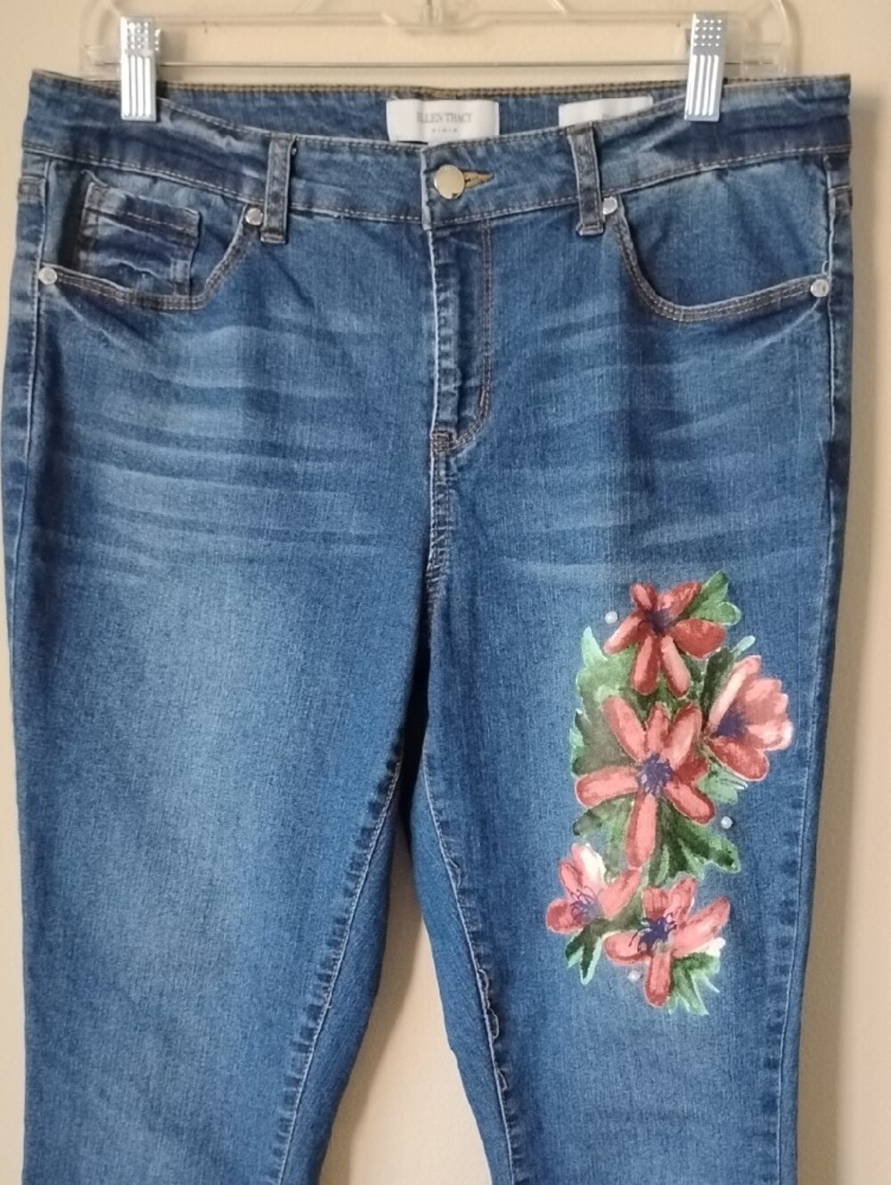 Ellen Tracy Size 12 Blue Skinny Jeans with Pink Floral Embellishments - Picture 6 of 16